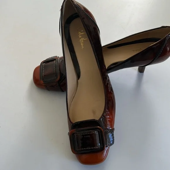 COLE HAAN Chic Brown Leather Pumps with Buckle - Picture 11 of 11